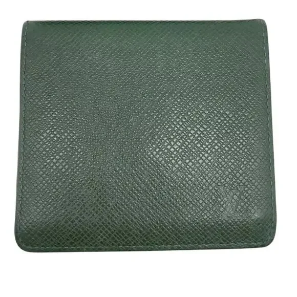 Louis Vuitton Taiga Green  3 Cult Card Wallet W/ Dust Bag - Picture 3 of 16